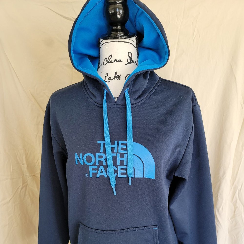 🍾 *host pick x2* 🎈  The North Face sweatshirt, size M